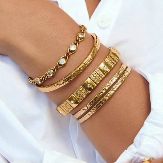 Modern Bracelet No. 045