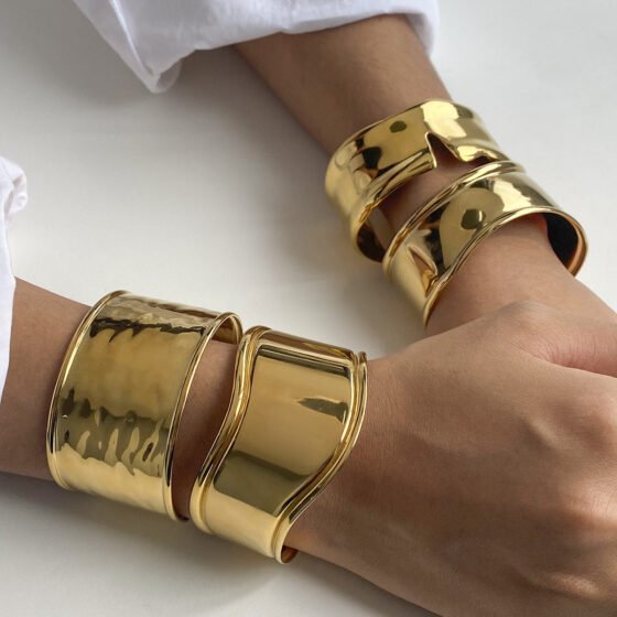 Modern Bracelet No. 058