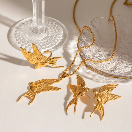 Dove Necklace No. 021