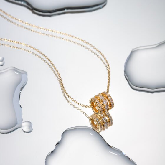 Crystal Pendant Necklace No. 040