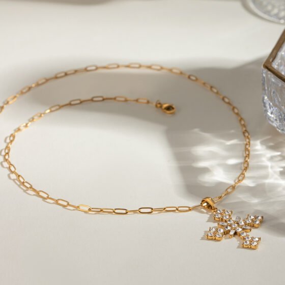 Modern Pendant Necklace No. 050