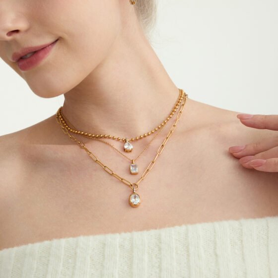 Crystal Necklace No. 053