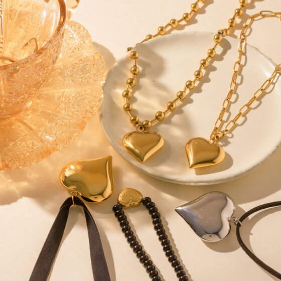 Heart Pendant Necklace No. 062