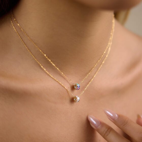 Crystal Pendant Necklace No. 084
