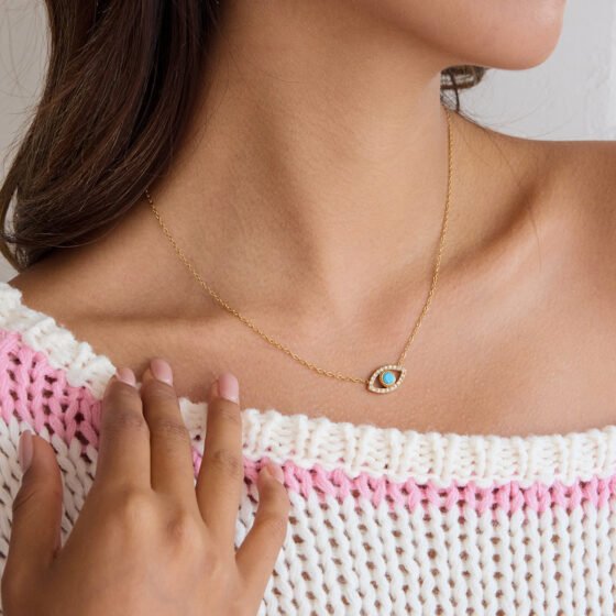 Crystal Pendant Necklace No. 091