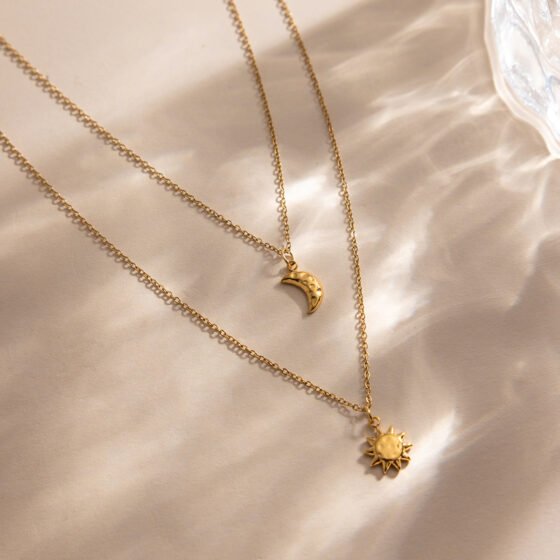 Sun Moon Pendant Necklace No. 095