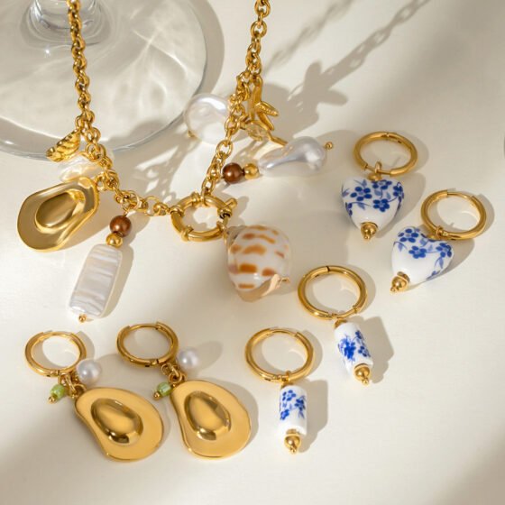 Modern Earrings No. 037