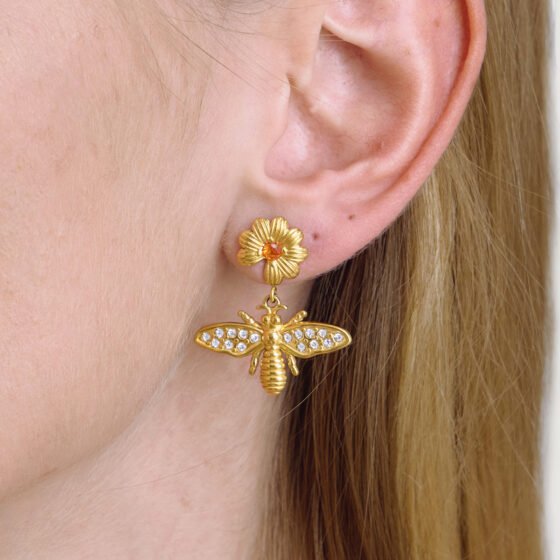 Crystal Floral Earrings No. 067