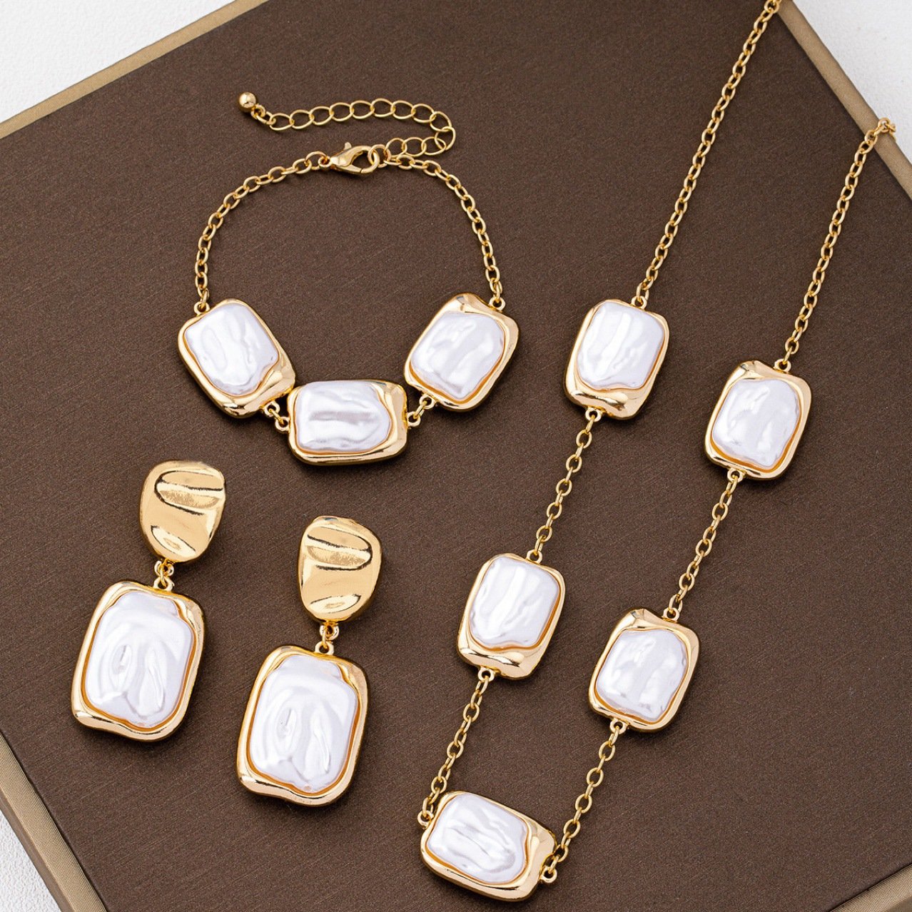 Pearl Baroque 首饰套装 No. 073 - view 4
