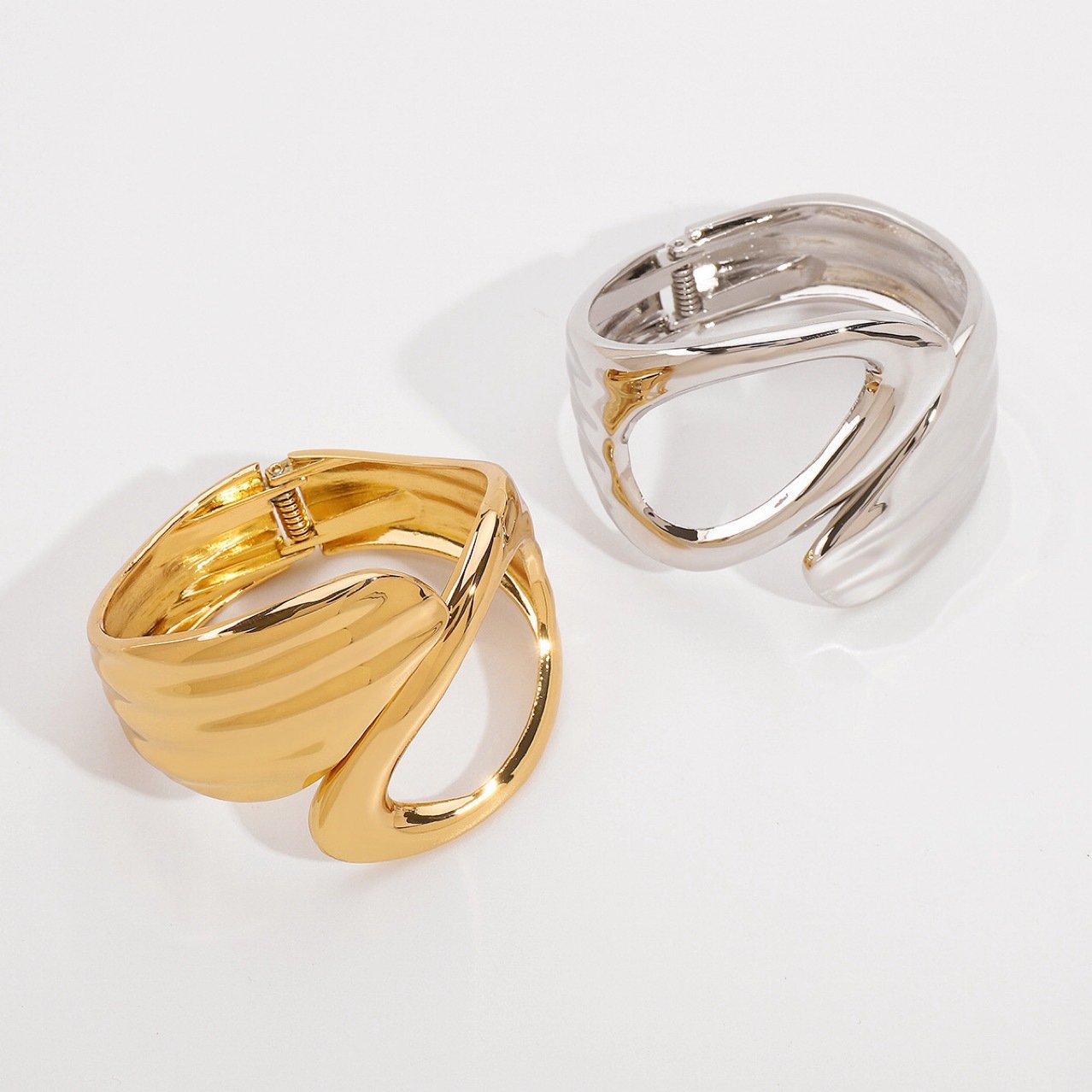Modern Bangle - view 3