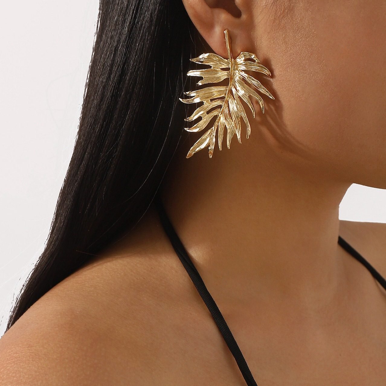 Leaf Stud Earrings No. 063 - view 2