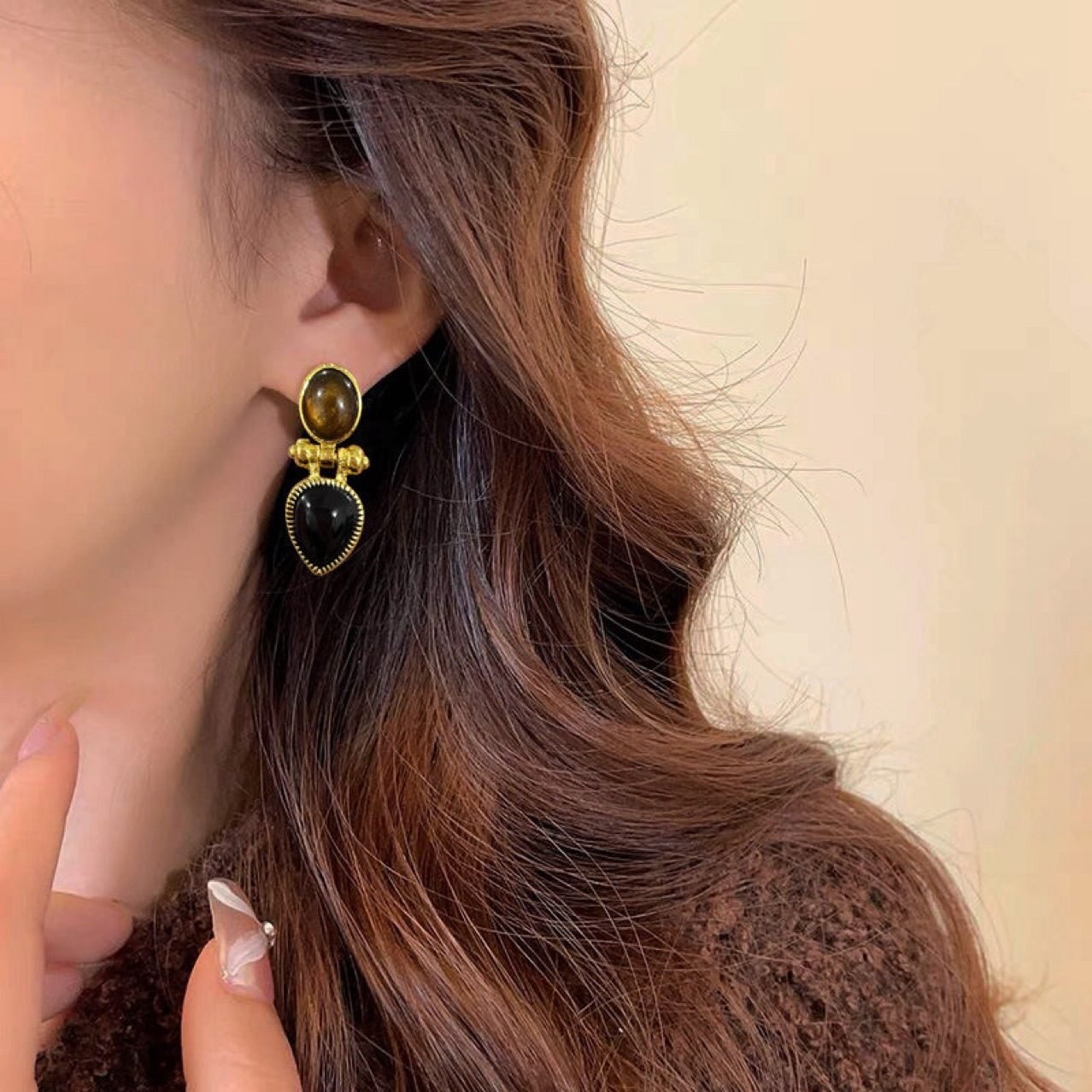 Vintage Stud Earrings No. 203 - view 4