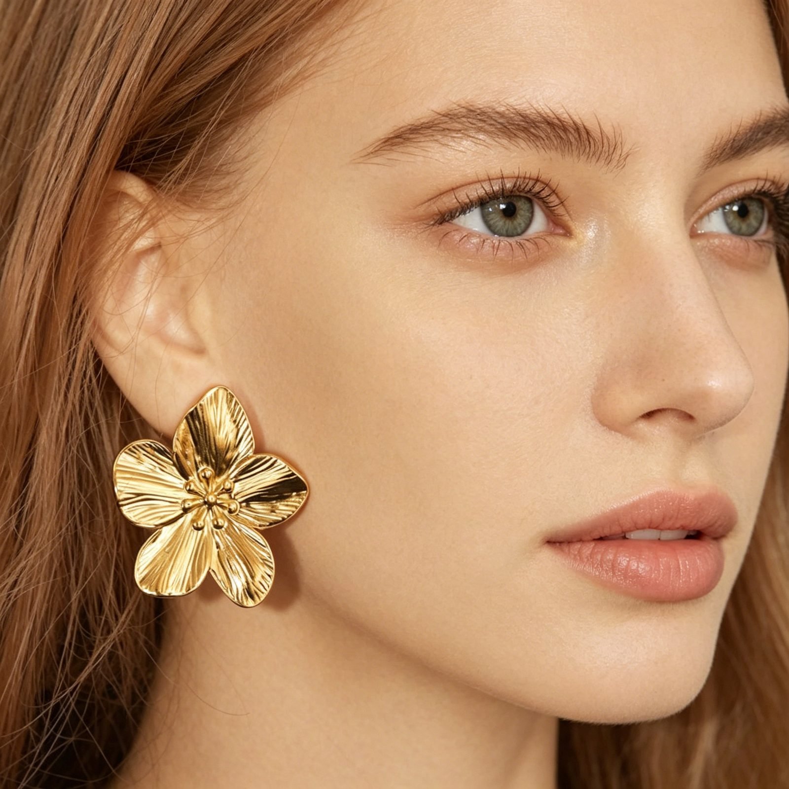 Floral Vintage Stud Earrings - view 1