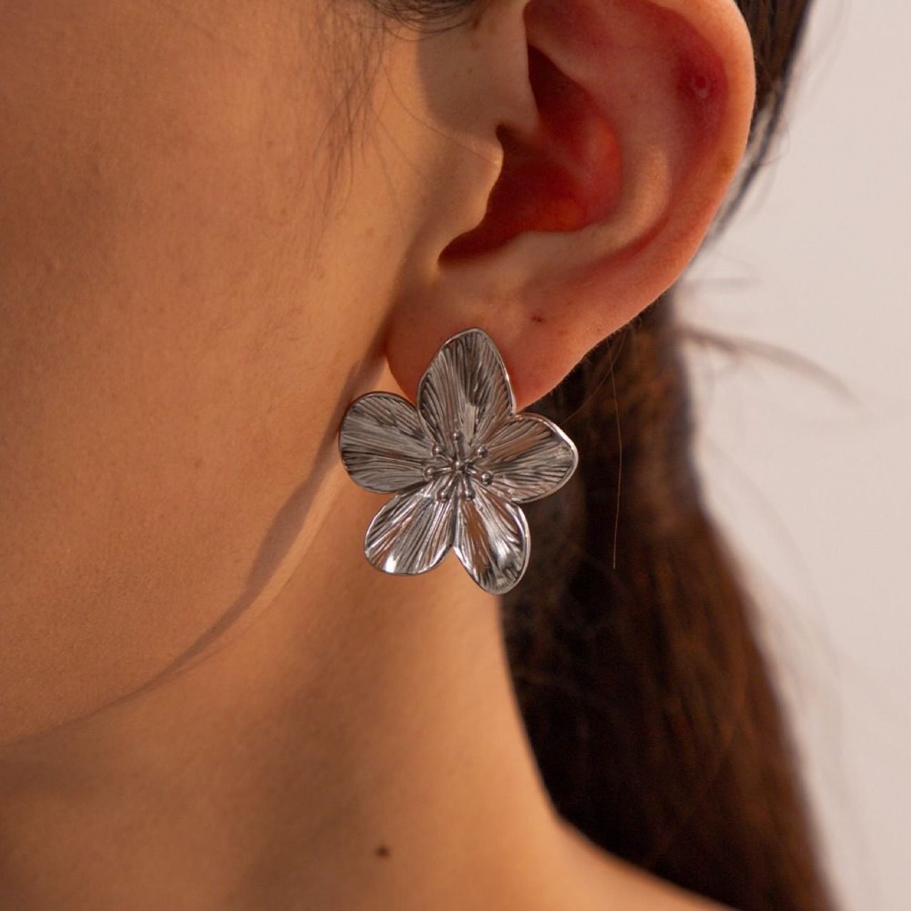 Floral Vintage Stud Earrings - view 3