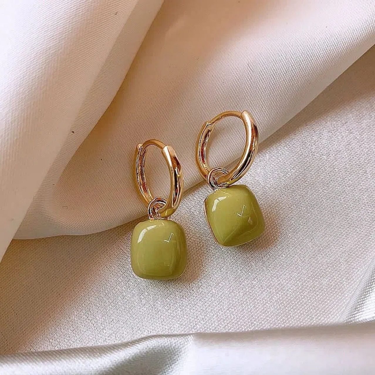 Heart Vintage Hoop Earrings - view 6