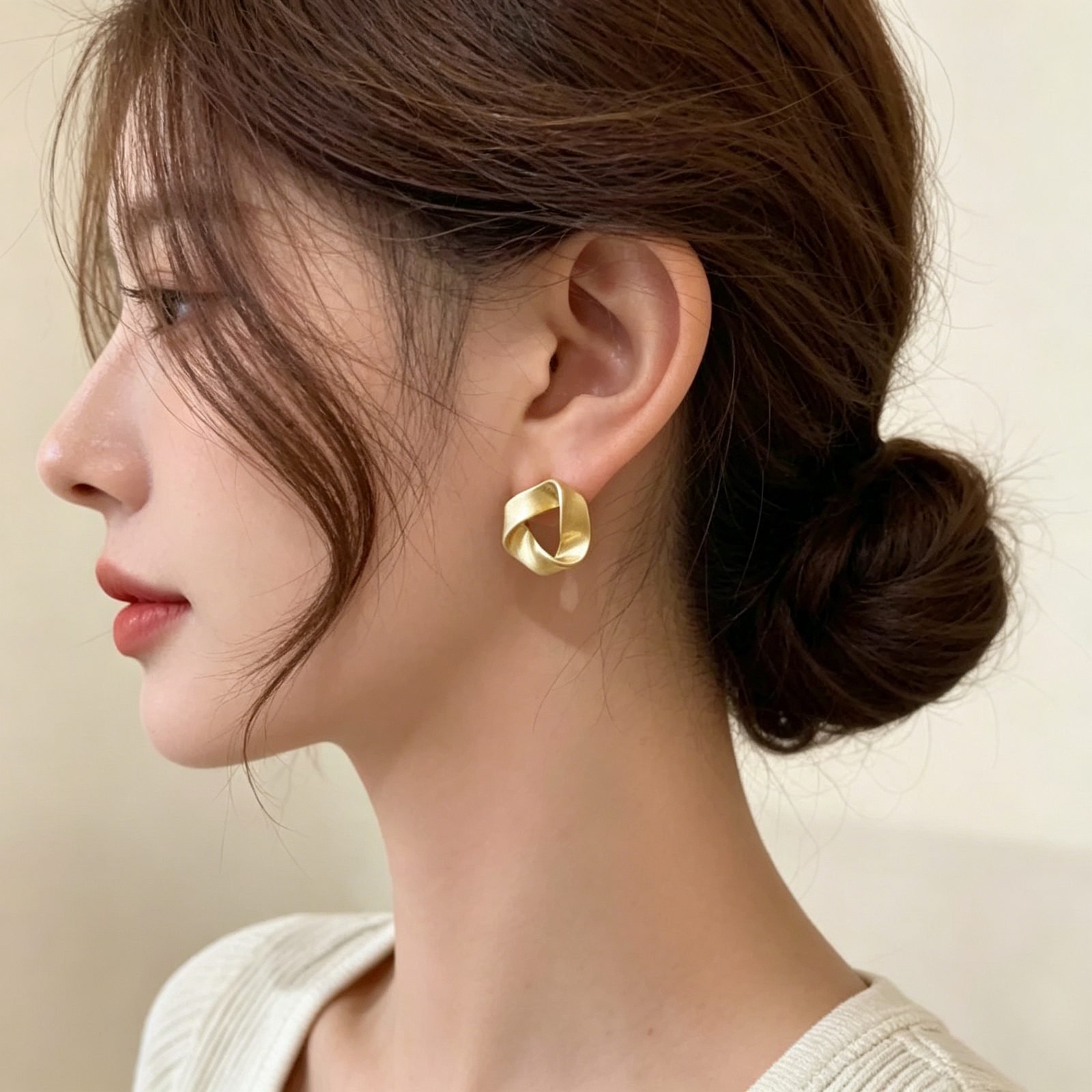 Vintage Stud Earrings No. 282 - view 1