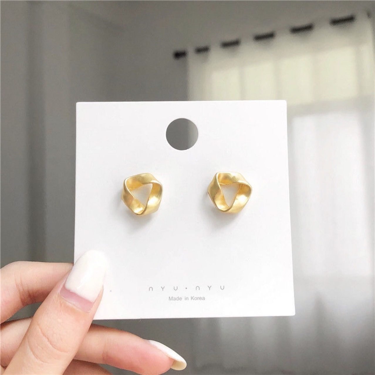 Vintage Stud Earrings No. 282 - view 5