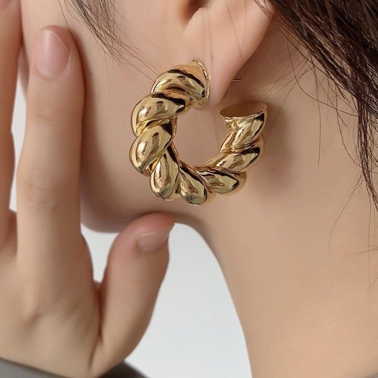 Hoop Earrings No. 283 - view 3