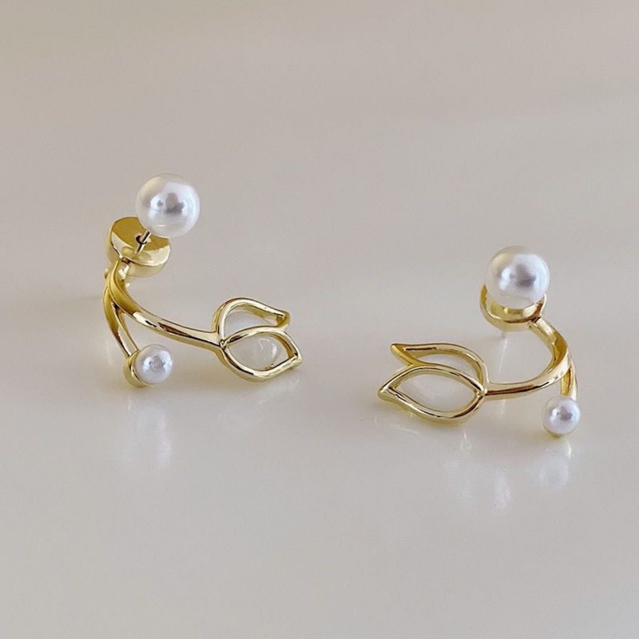 Pearl Daisy Stud Earrings - view 3