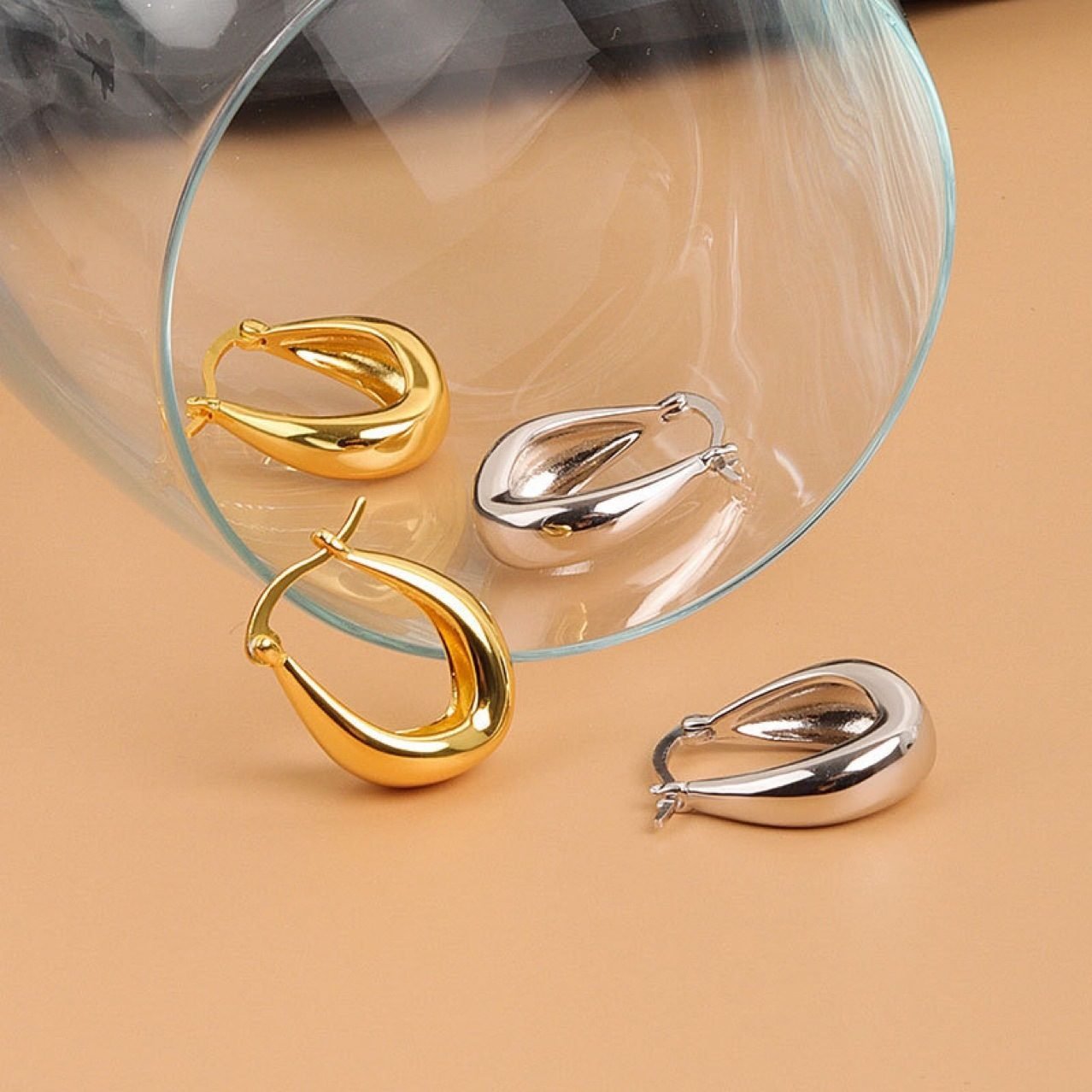 Hoop Earrings No. 319 - view 3