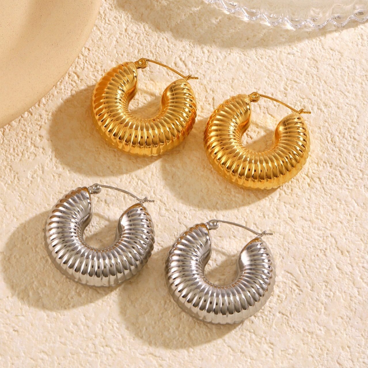 Sculptural Earrings No. 350 - view 1