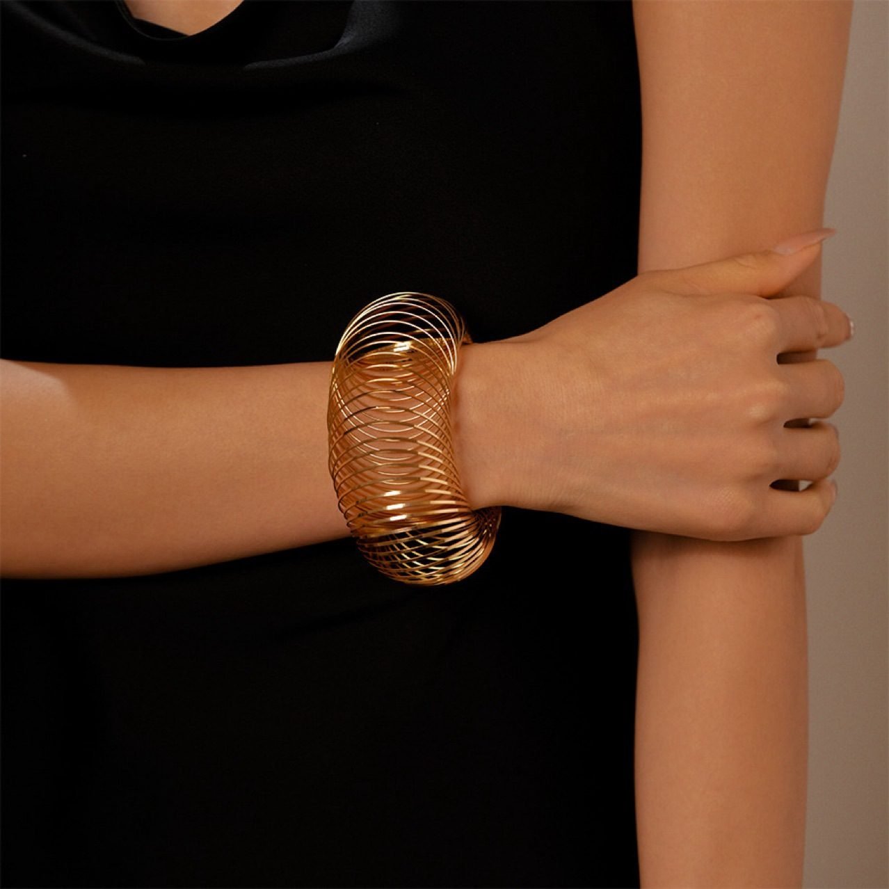 Sculptural Bangle No. 054 - view 3