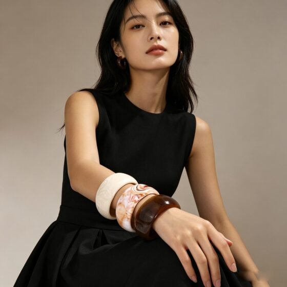 Vintage Bangle No. 077 - view 1