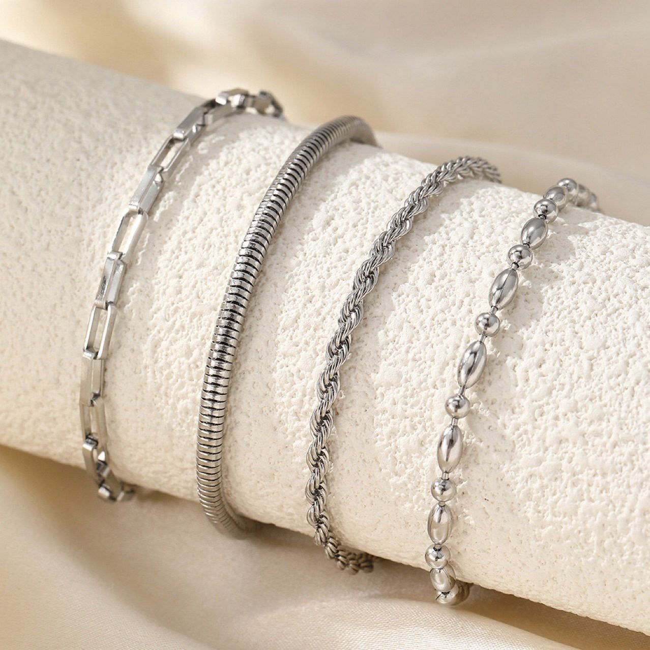 Chain Vintage Jewelry Set - view 4