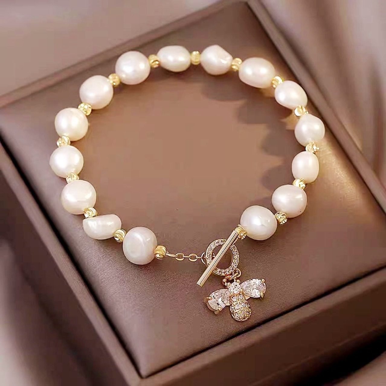 Pearl Baroque Bangle - view 2