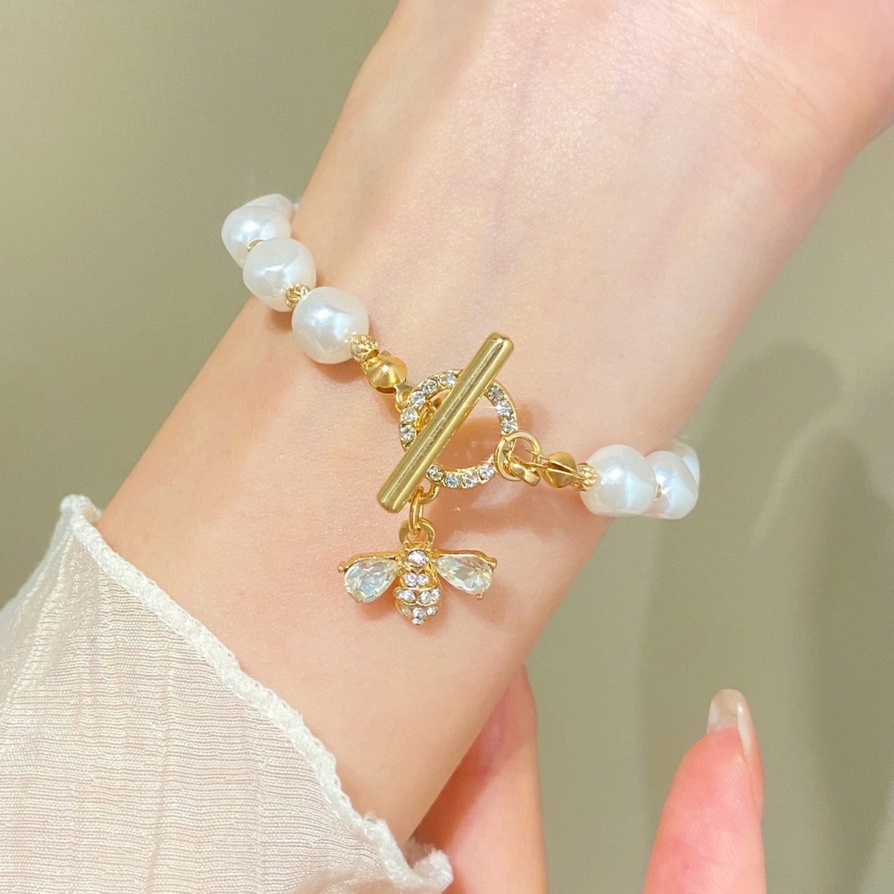 Pearl Baroque Bangle - view 3