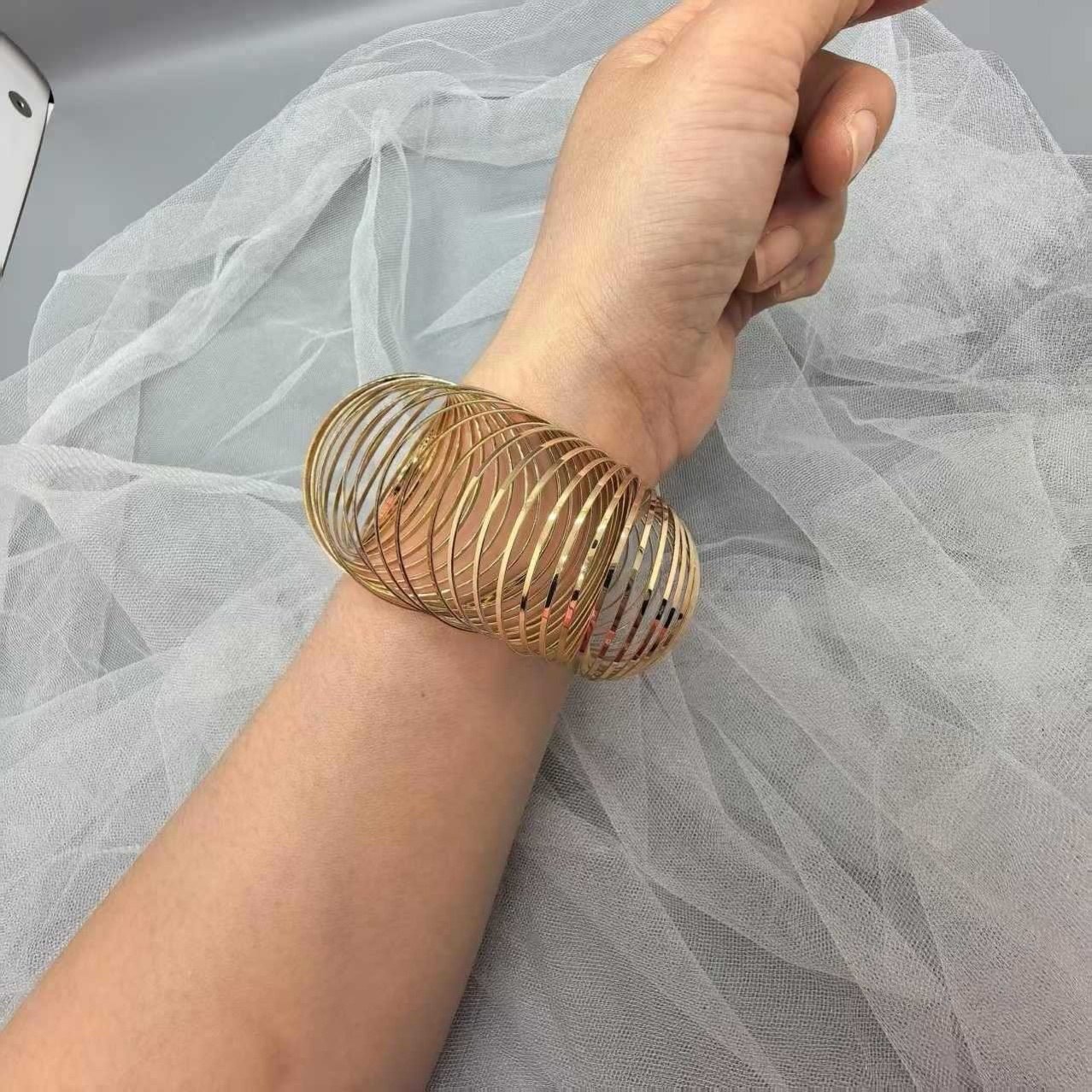 Modern Bangle No. 173 - view 2
