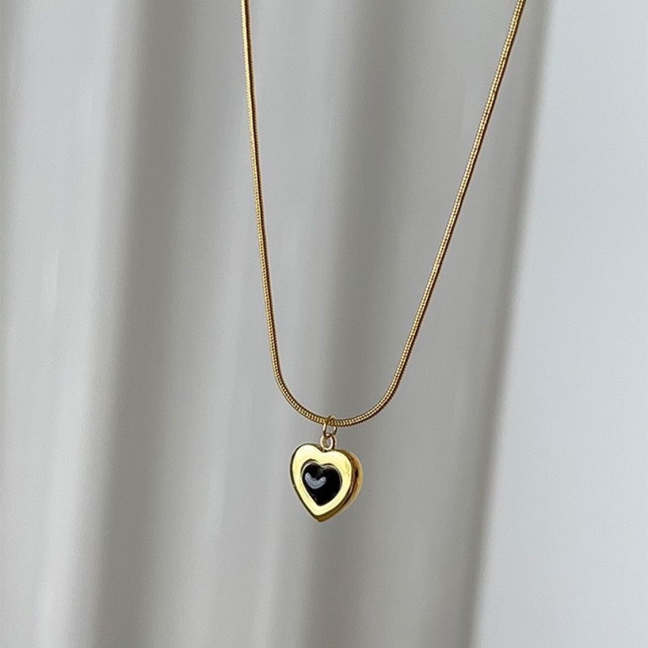 Heart Vintage Necklace - view 3