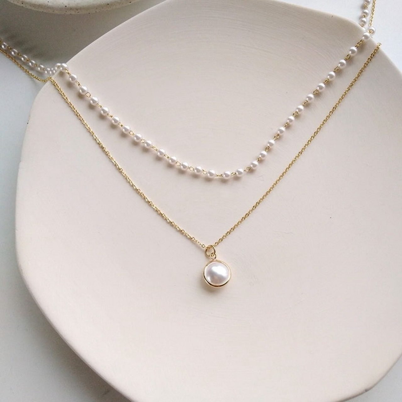 Pearl Vintage Layered Necklace - view 4