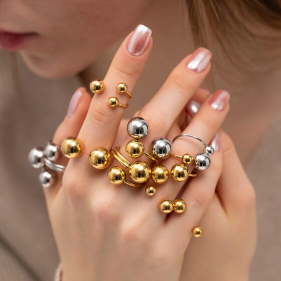 Modern Ring No. 004