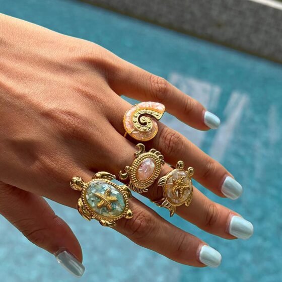 Modern Ring No. 007