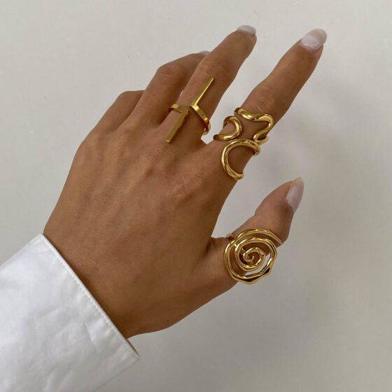 Modern Ring No. 020