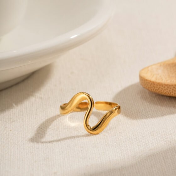 Snake Geometric Ring No. 025