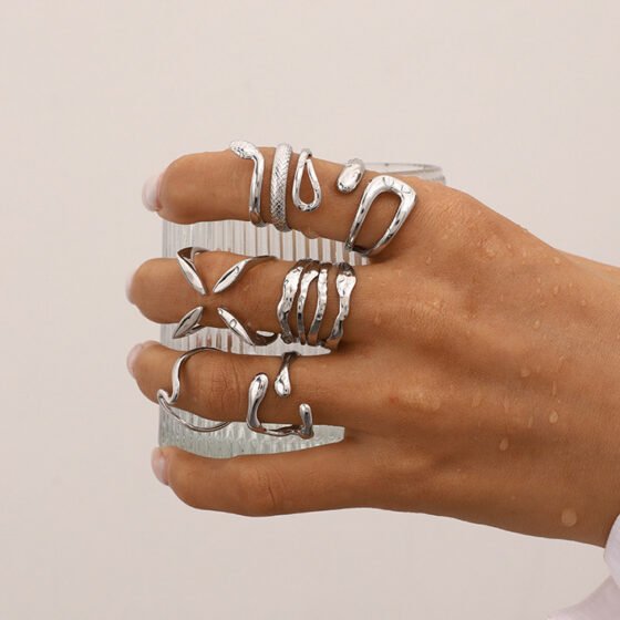 Modern Ring No. 047